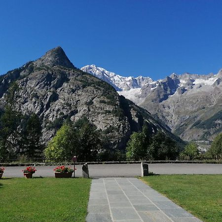 Bed and Breakfast Le Reve Courmayeur Zewnętrze zdjęcie