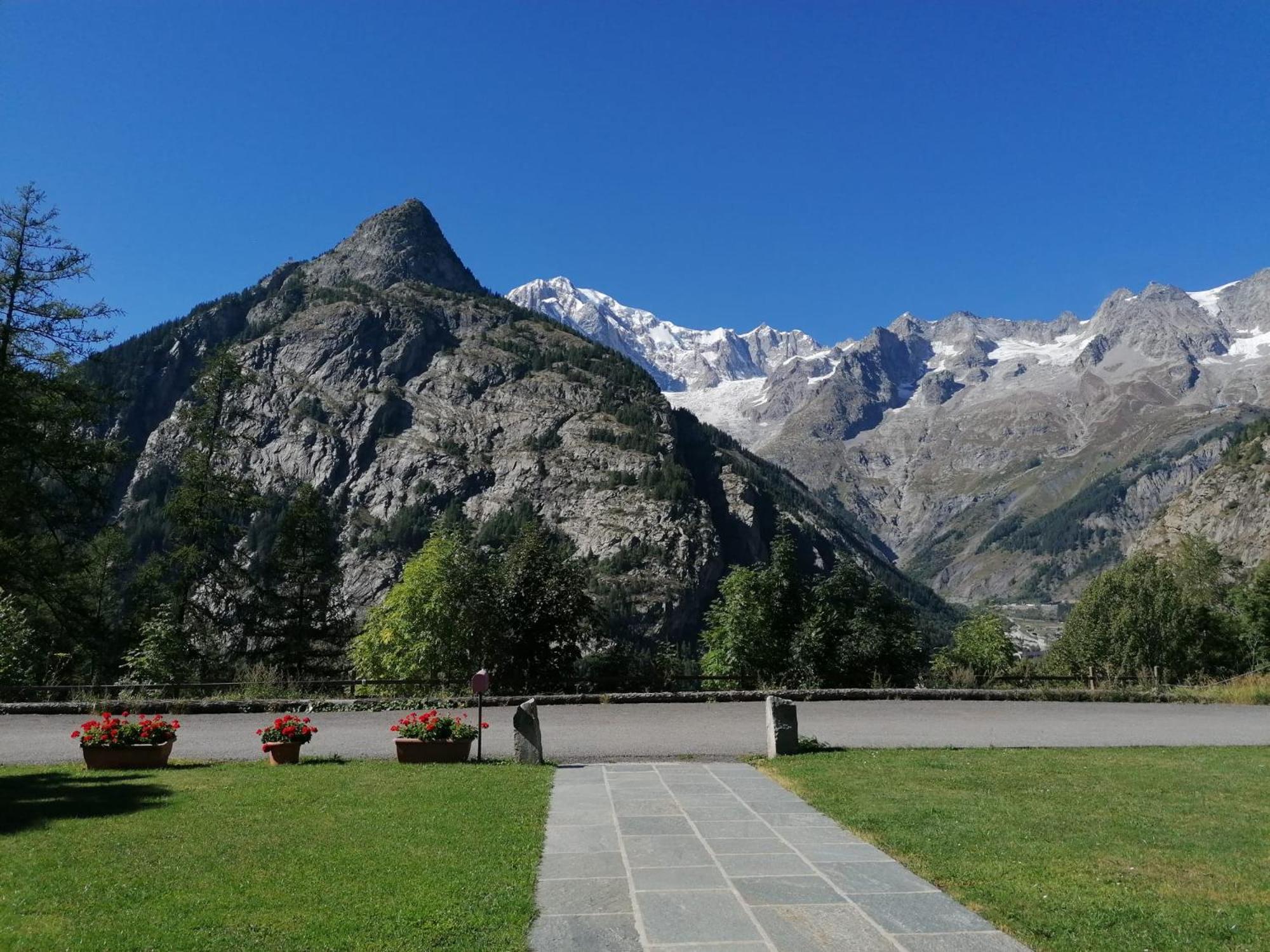 Bed and Breakfast Le Reve Courmayeur Zewnętrze zdjęcie